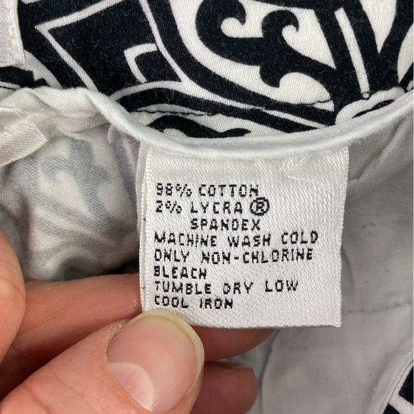 Talbots Petites Black and White Geometric Patterned Cropped Pants Wms sz 14W - Picture 8 of 13